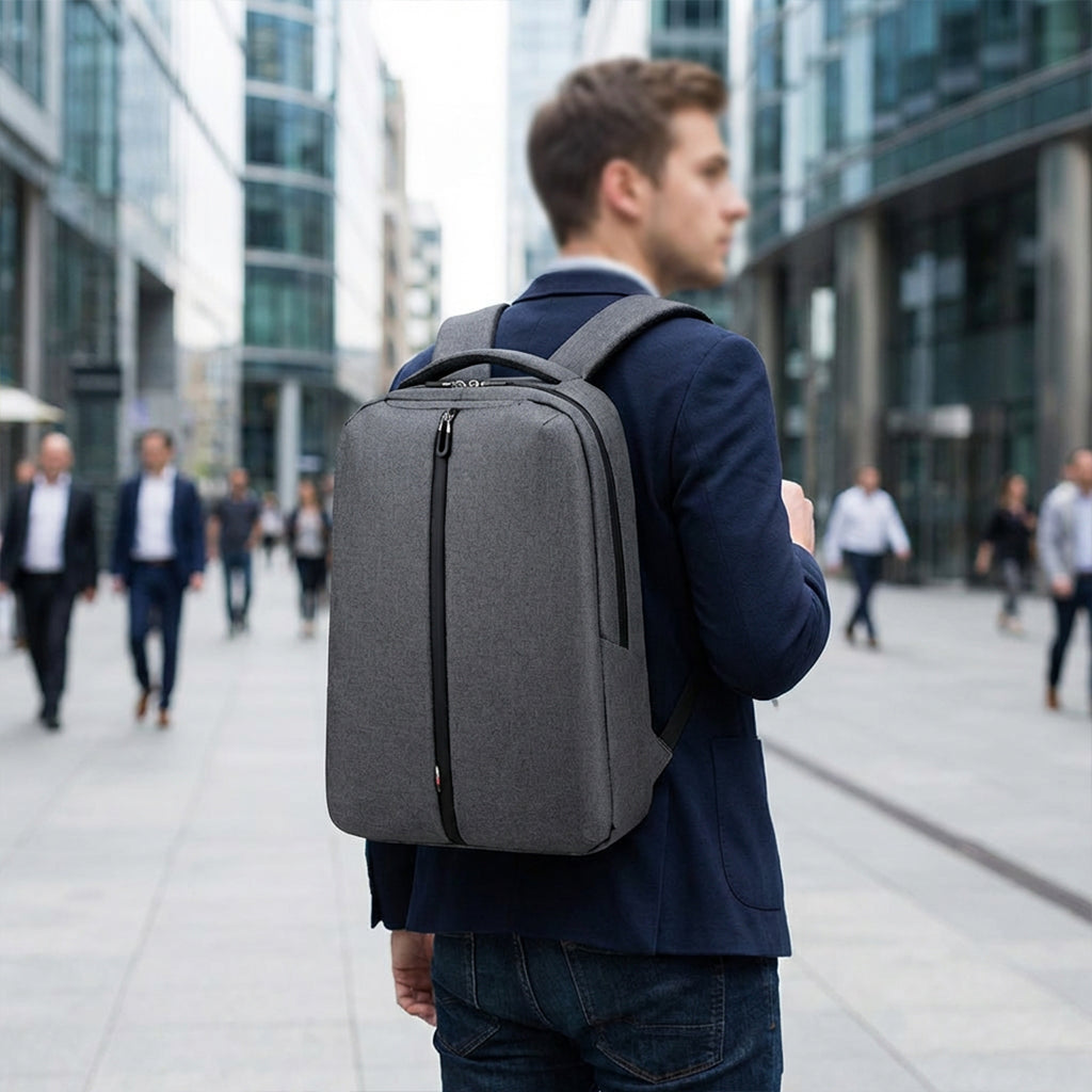 MOCHILA STONE QG-CHIC-025 | Ejecutiva con Puerto USB | Negro & Gris